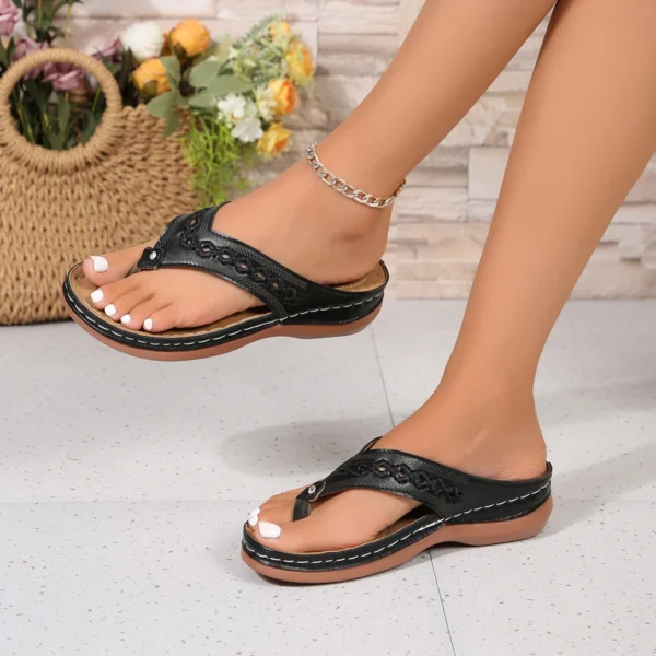 Women Slippers Summer Handmade Leather Slippers Trendy Lightweight Fashion Shoes Outdoor Comfortable Simple Sandals Slides Women - Image 3