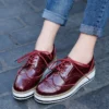 Women's Casual Golf Shoes, White Women's Luxurious Outdoor Grass Walking Sports Shoes, Fashionable Flat Golf Shoes - Image 6